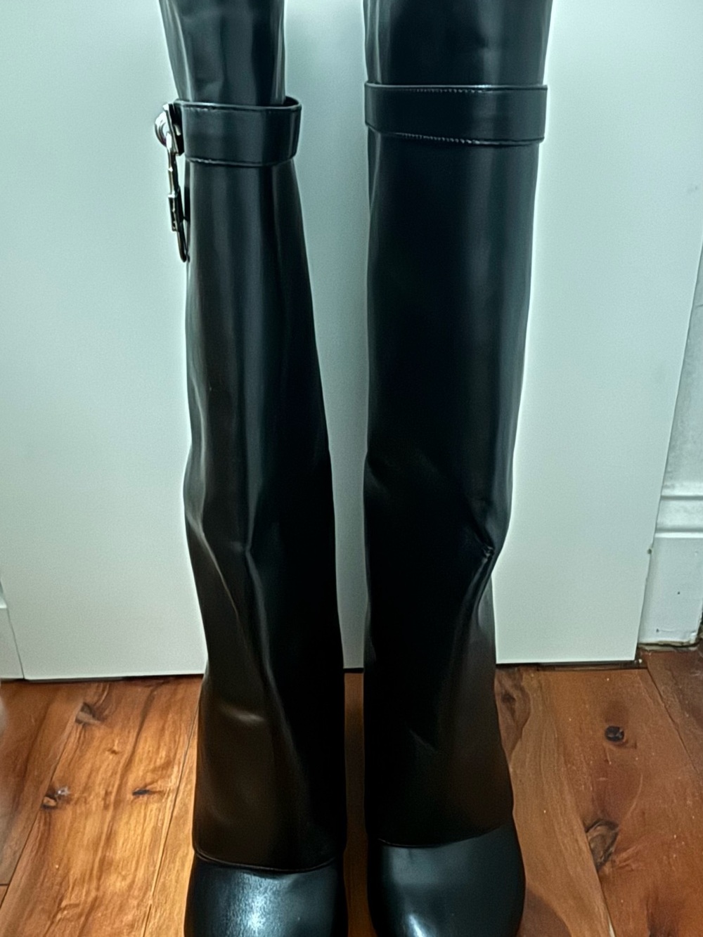 Women Ankle Lock  Boots